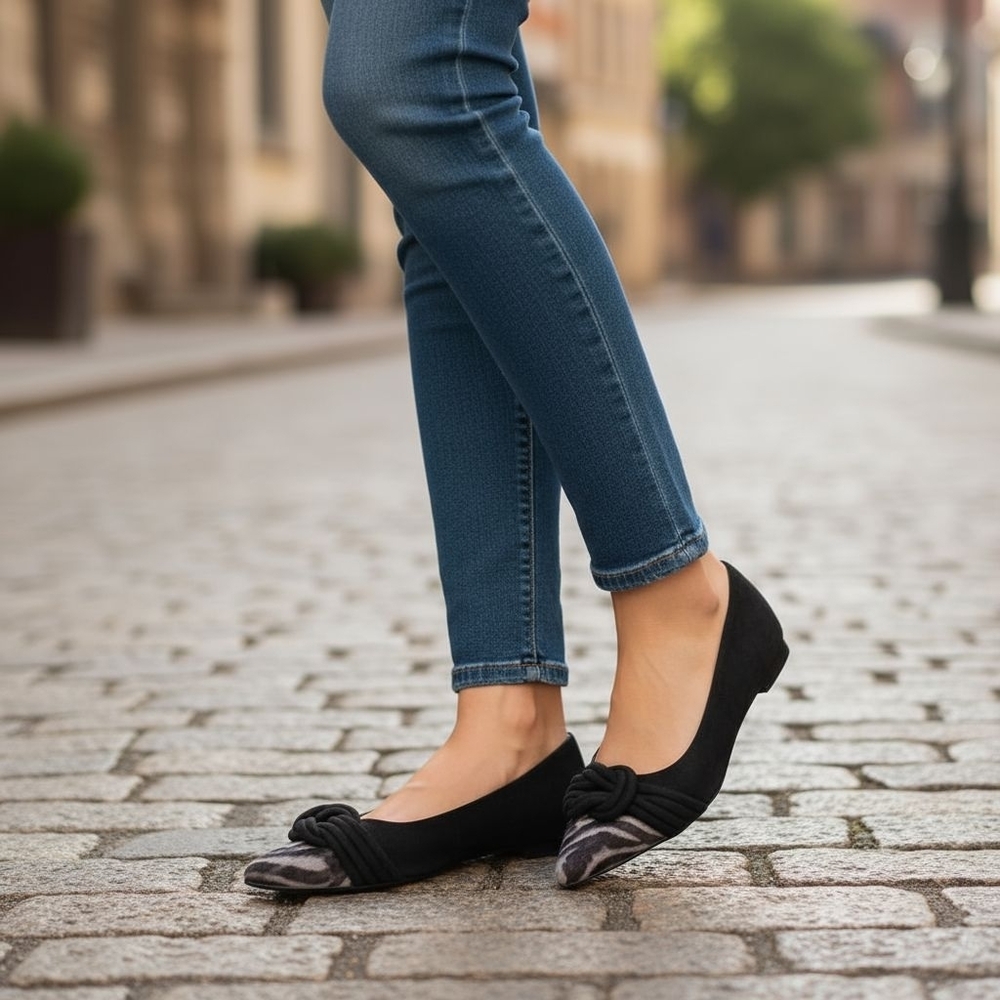 Alexandre Birman Vicky Black Leopard Pony Hair Pointed Toe Flats 7 NWT‎